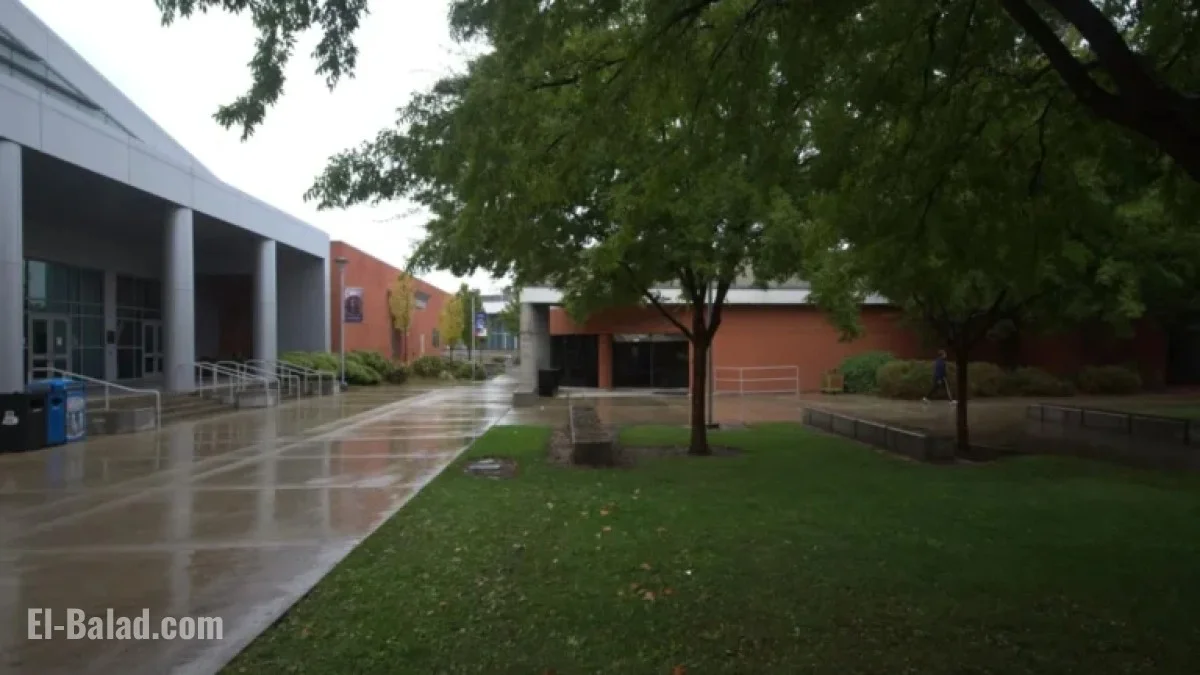 Los Rios Campuses: CRC & FLC Bookstores Closing in 2026