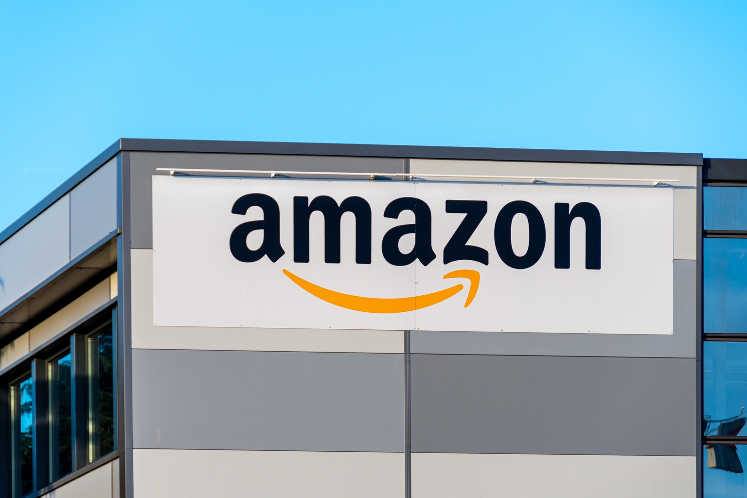 Is Amazon (AMZN) Stock a Buy? Analyzing Its Untapped Potential | FYM News
