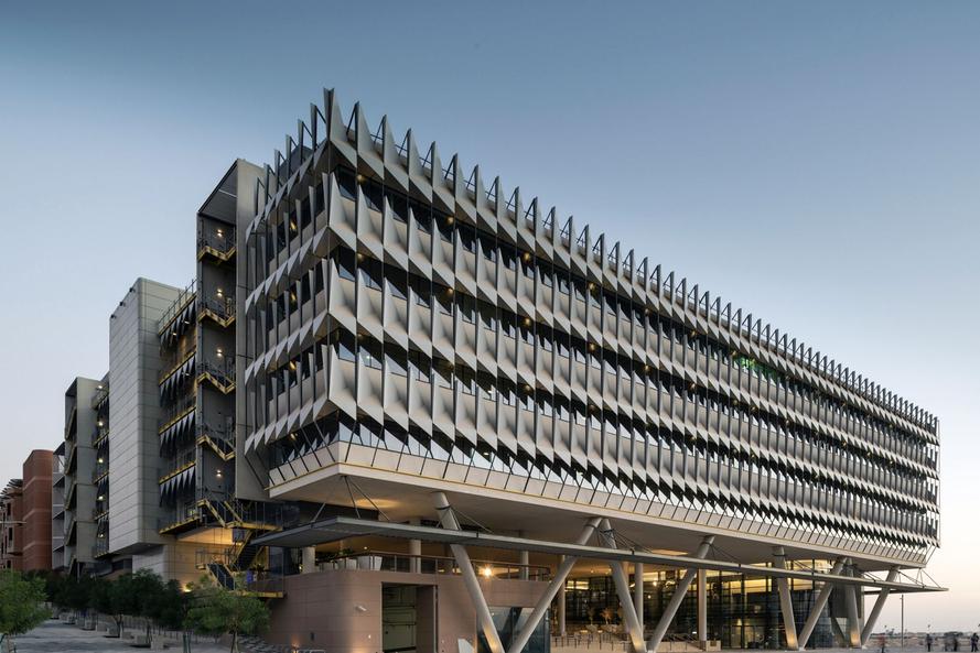 Abu Dhabi Customs & US Cooperation: Enhancing Global Trade