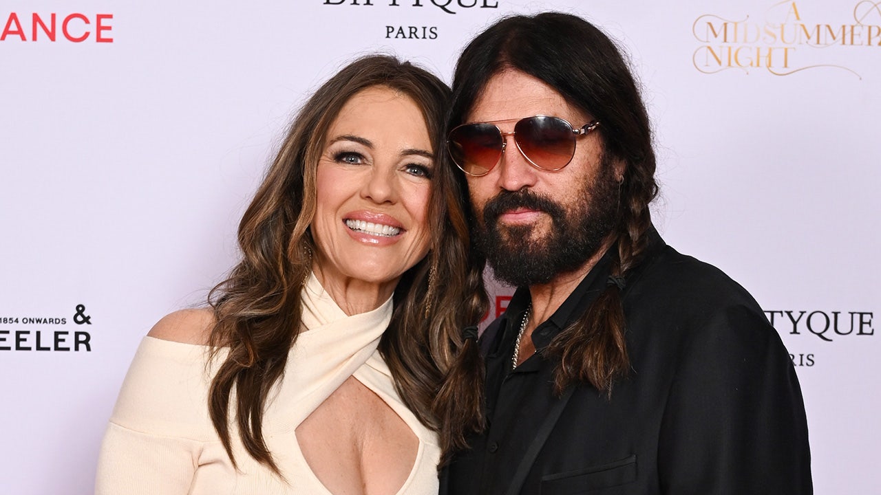 Elizabeth Hurley and Billy Ray Cyrus: Why They Avoid Grocery Shopping – FYM News